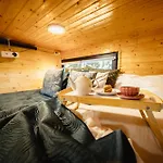 Secret Prag Magic Place Relaxation& Wellness شقة